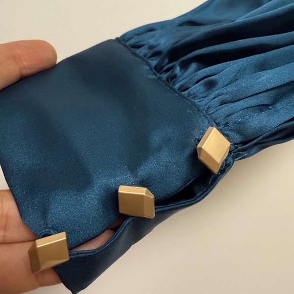 NWT | Mac Duggal 26590 Blue Pleated High Neck Long Sleeve Side Slit Gown Size 10 - Picture 4 of 8